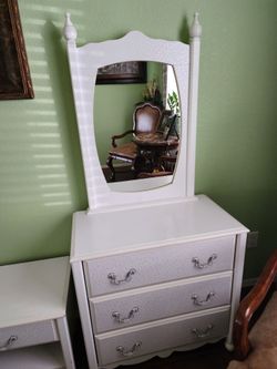 Twin bedroom set