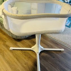 halo bassinest swivel sleeper