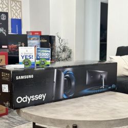 6564042 Samsung 49” odyssey 1000R curved dual QHd 240hz 1MS monitor 