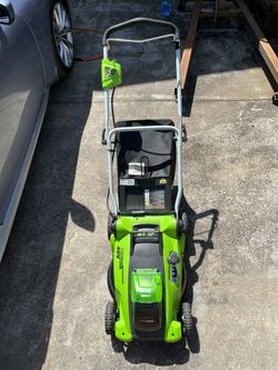 Green Works 16” Great Condition (Tool Only) $90 / Battery & Charger $35 -$125 Total (40 Volt )!