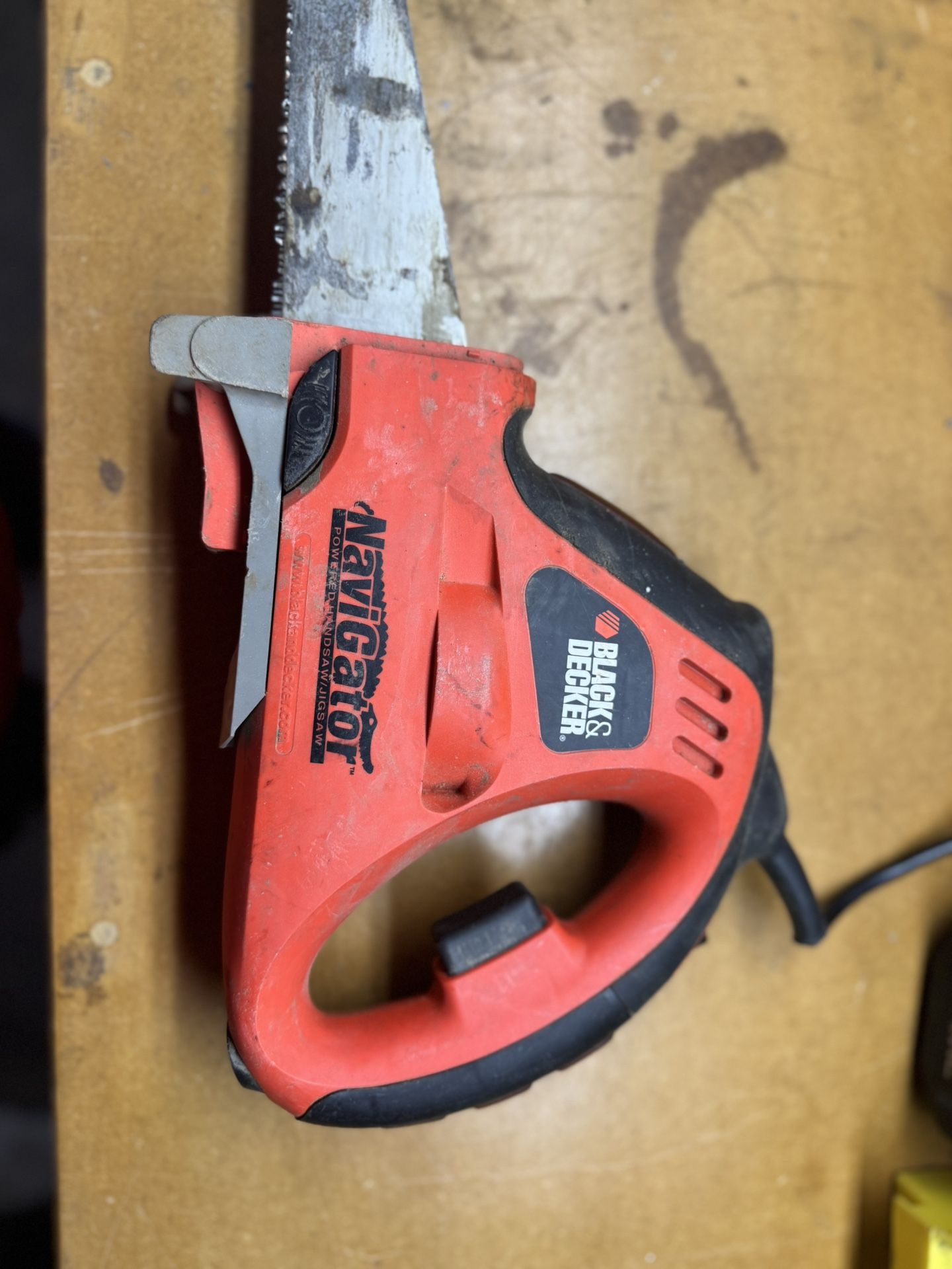 Black & Decker NaviGator Powered Handsaw/Jigsaw 