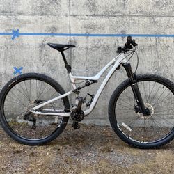 2016 Specialized Rumor 29er