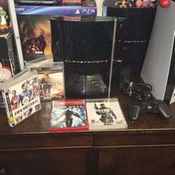 Original PS3 Fat 40GB With 4 Games