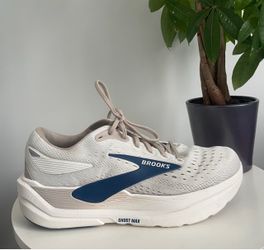 Men Size 11 Brooks Ghost Max 3 Coconut Chateau Navy Running Shoes