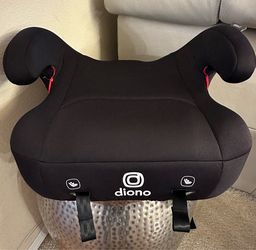 (2) Extra wide Booster seats
