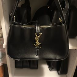 Black Leather Purse 