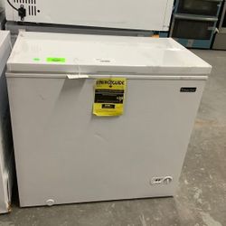 Magic Chef Chest Freezer HMCF7W4 7❄️❄️❄️❄️❄️🧊🧊🧊🧊