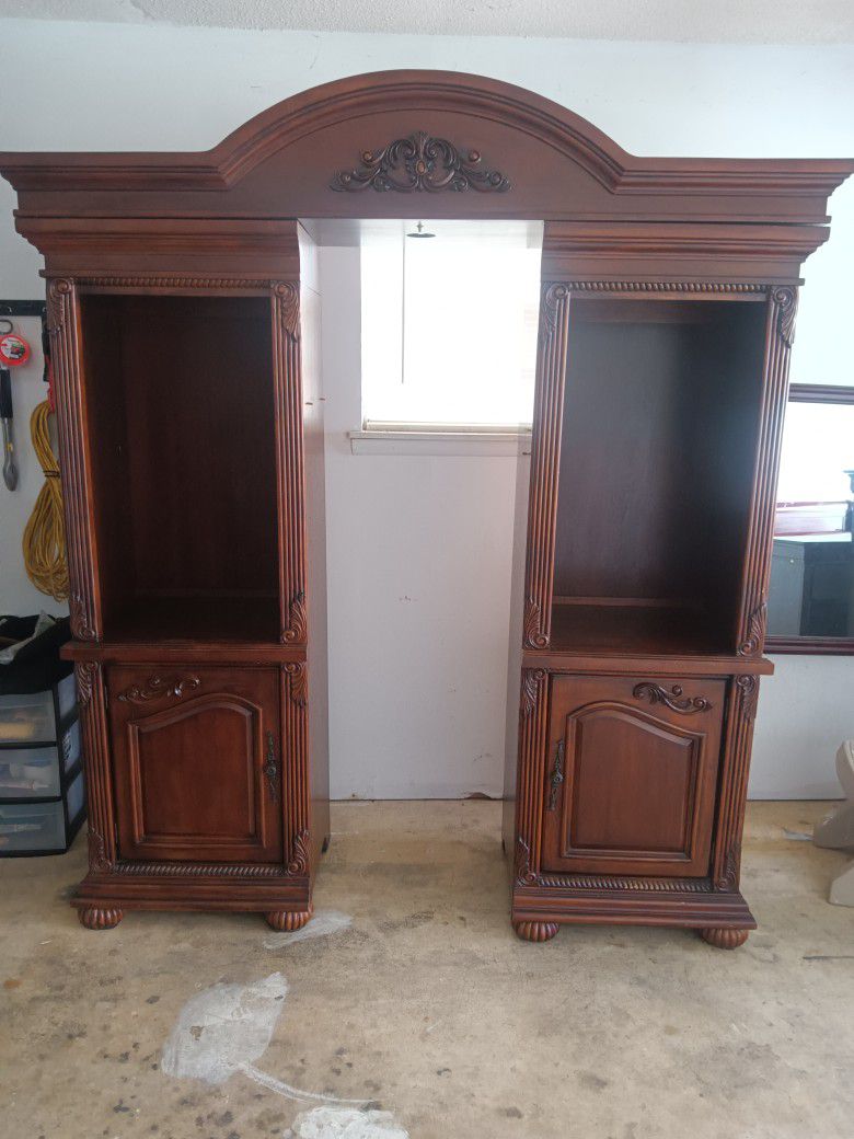 Solid Wood Display Cabinet With Glass Shelfs 