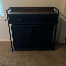 Dresser/hamper