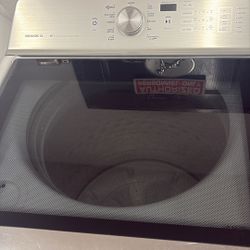 Washer and dryer set working well