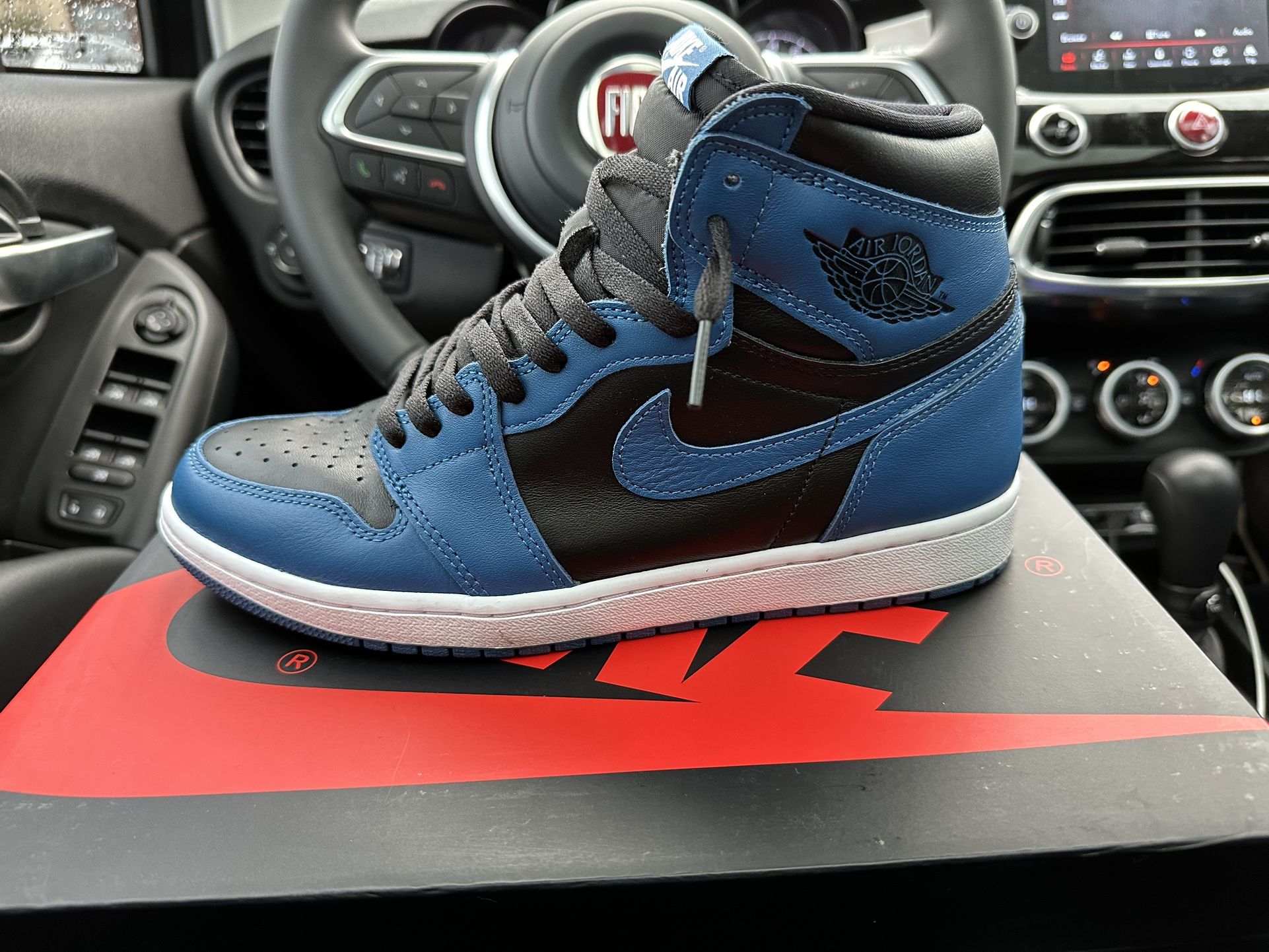 Jordan 1 Dark Marina Blue