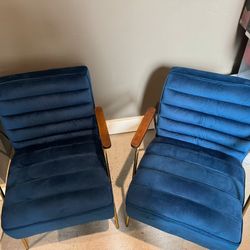 PLUSH  BLUE CHAIRS NEED GONE ❗️ASAP❗️