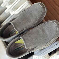 MENS SLIP ON SKETCHES . SIZE 12