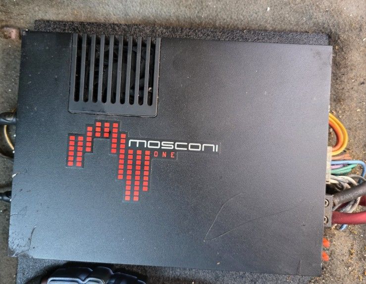 MOSCANI GLADEN ONE 90.8 DSP 8 CHANNEL DIGITAL CLASS AB CAR AUDIO AMPLIFIER