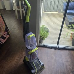 Bissell Rug Shampooer