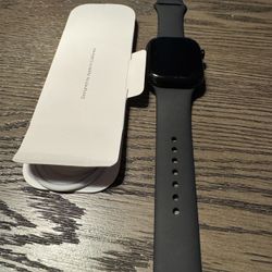 Apple Watch Jet Black Series 10. WiFi and Cellular