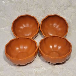 Set of 4 Scalloped Pumpkin Shape Soup 6" Bowls Global Design Connections Kitchen