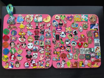 Disneyland Pins Trade/Sale