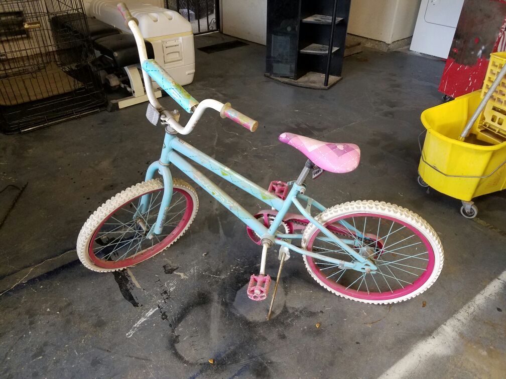 Girls bike