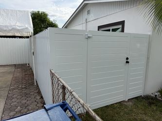 Aluminum Fence door