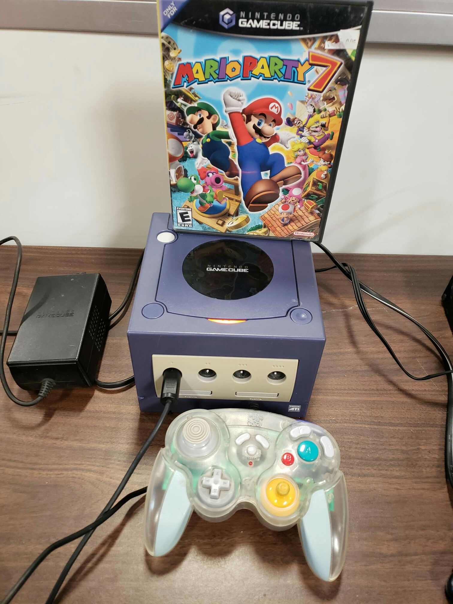 GAMECUBE W 3 GAMES