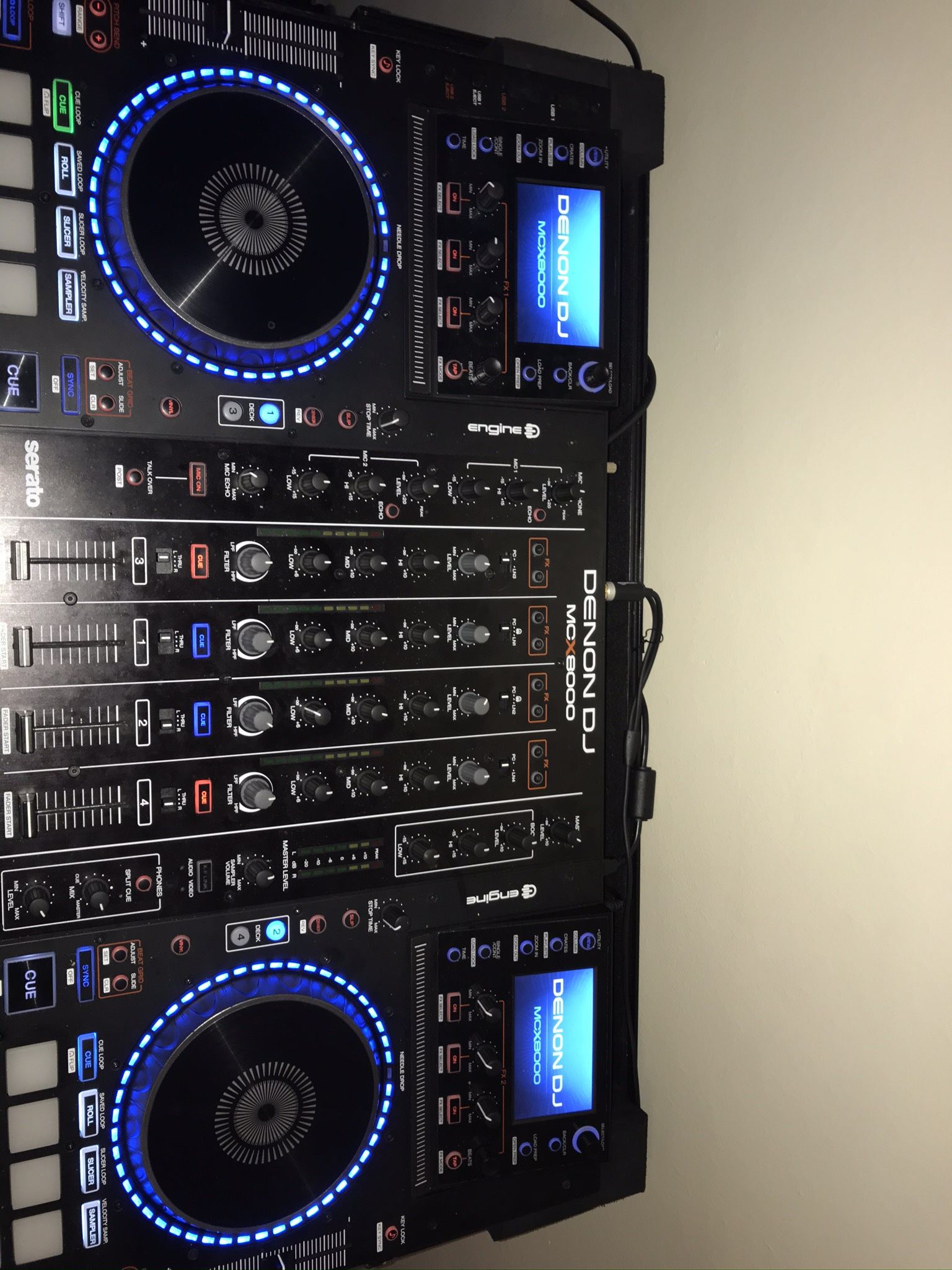 Denon MCX8000 w/ Flight Case