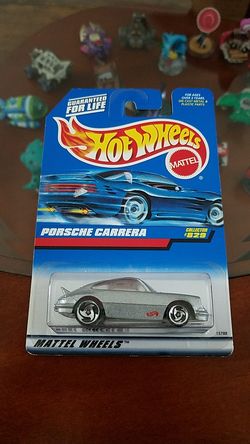 Hot wheels porsche carrera #829