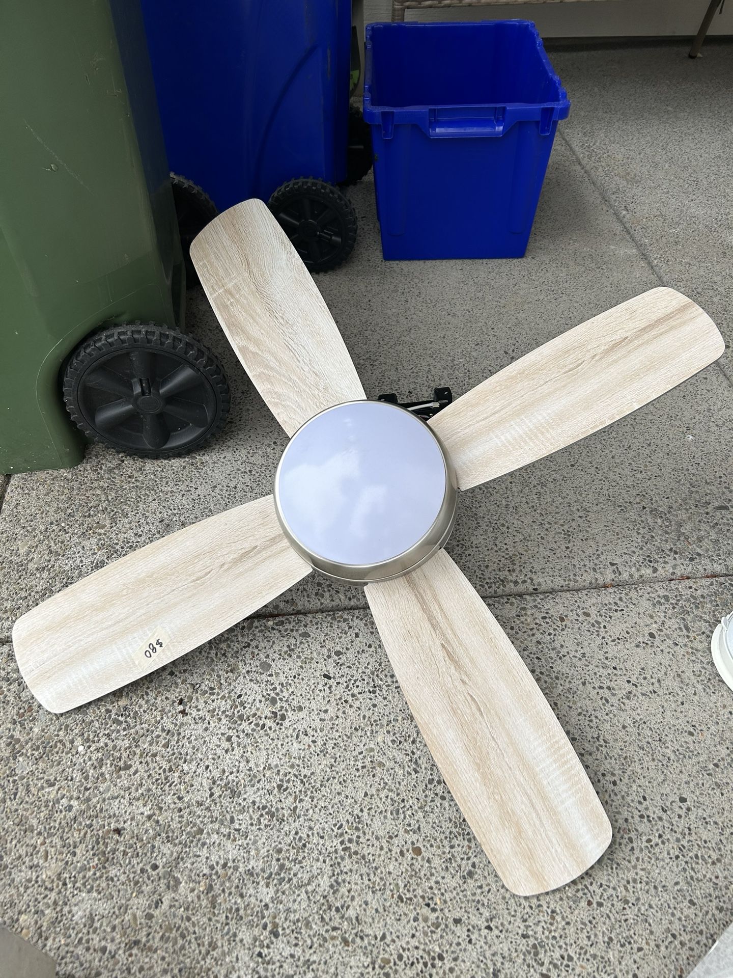 NEW Ceiling Fan