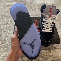 Jordan 5 Metallic Reimagined 