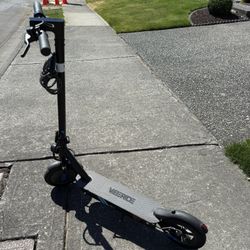 22MPH Viberide electric scooter (price can be negotiated)