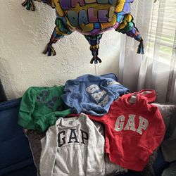Kids' Gap Sweatshirts Size 2T  Set Of 4