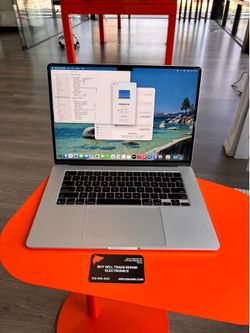 Apple 15” MacBook Air M4 Chip 24GB Ram 1TB SSD! 90 day warranty! We offer financing!