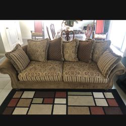 Cindy Crawford RTG Sofa & XL Chair With Ottoman