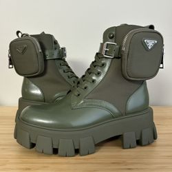 Women’s Combat Boots Size 39