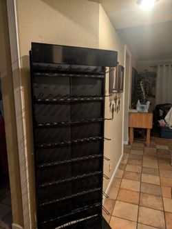 Commercial Display Retail Rack 72 Hangers 