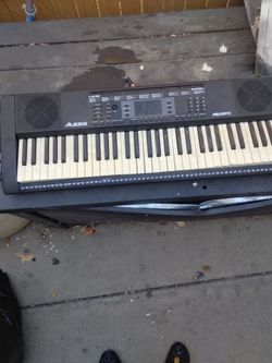 Alesis 300 tone piano