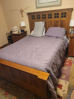 Amish Queen Oak Bed - Headboard, Footboard, and Side Rails