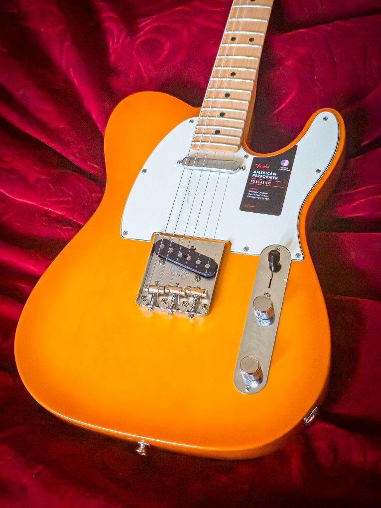 Limited Edition Fender American Performer Timber Telecaster Satin Honey Burst Spruce