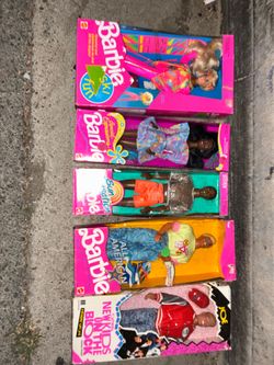 Old school Barbie’s