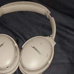 Bose Quiet Comfort Bluetooth Headphones 