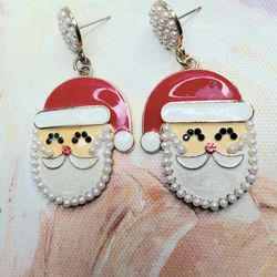 Santa Claus Earrings with Pearl Trim ✨🎅