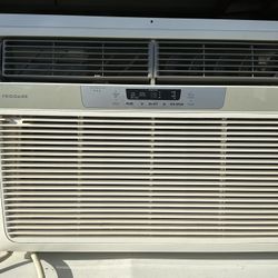 25000BTU A/C With remote