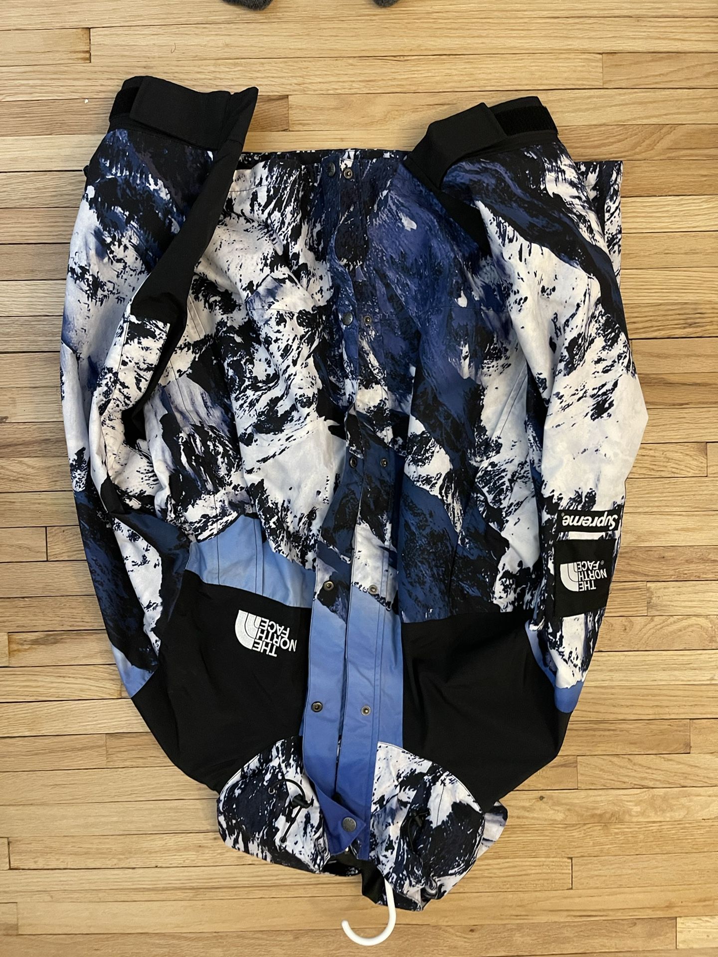 Supreme X The North Face Shell Jacket