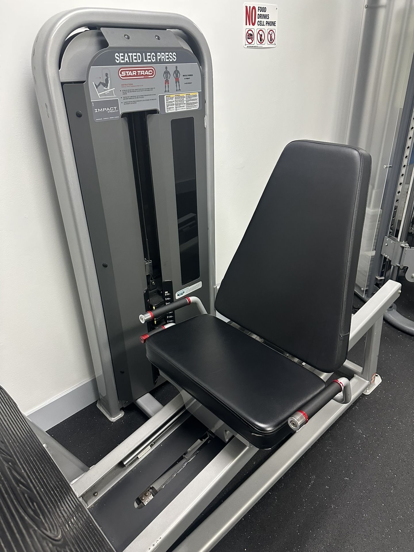 Gym Equipment, Leg Press, Functional Trainer, Leg extension, Recumbent bike, Treadmill