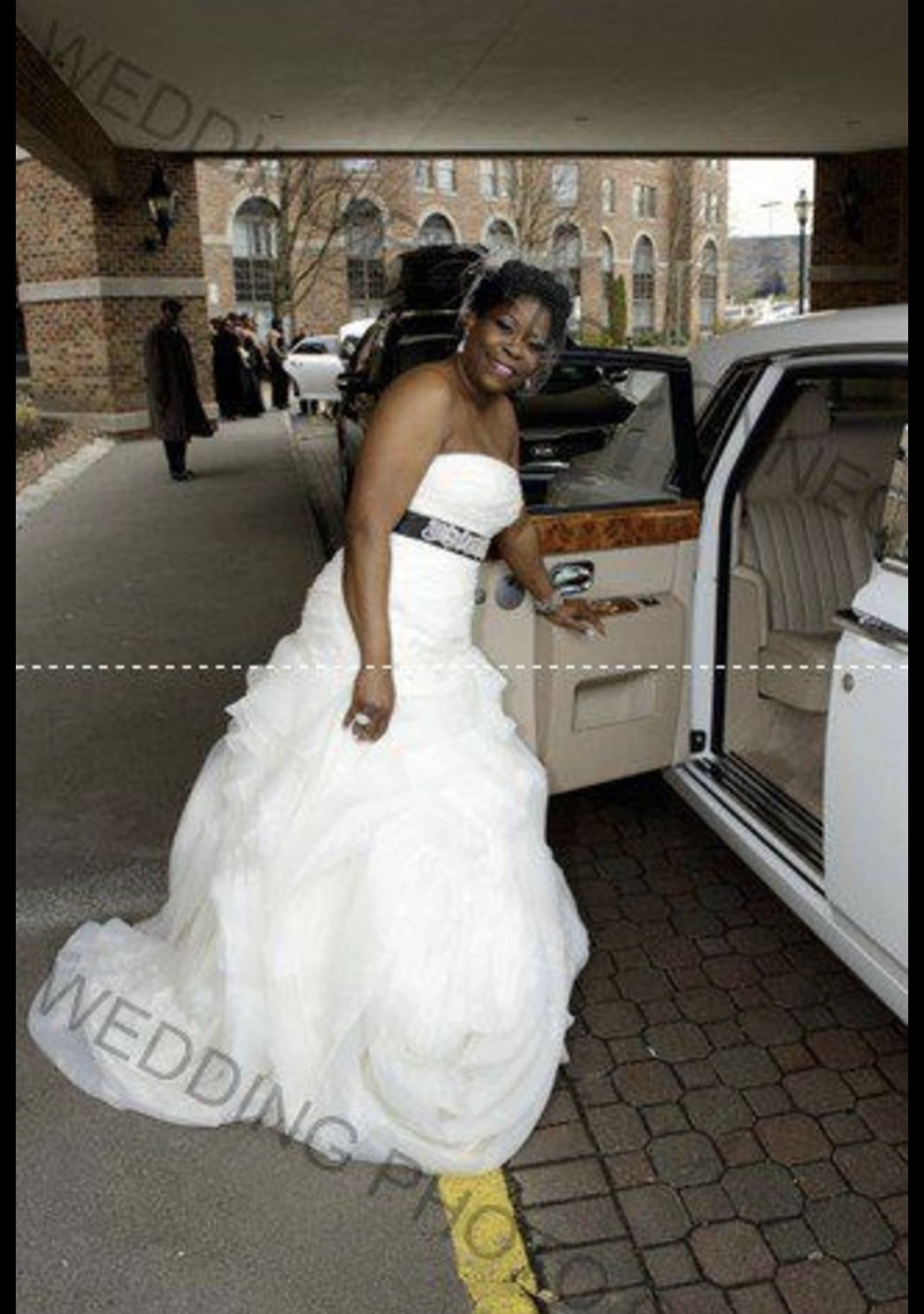 Vera Wang wedding Dress Size 10
