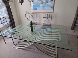 Contemporary glass dining room table