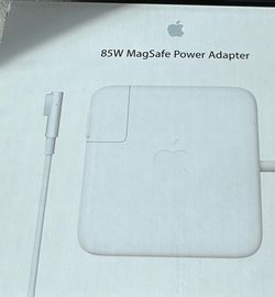85W MagSafe power adapter