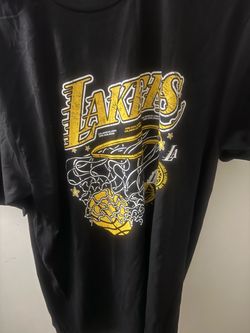 Lakers tee shirt