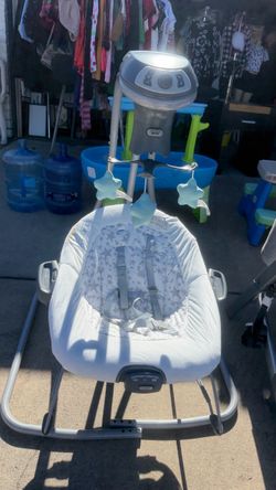 Graco Baby Swing Bouncer with Mobile works with batteries. I don’t have the charger $40