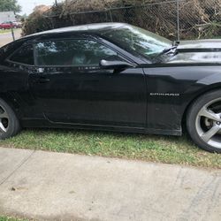 2014 Camerro  Piel Negro   Detalles Estéticos  